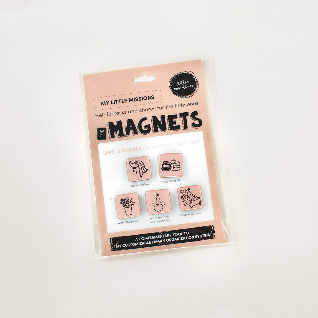 English version of the little missions magnets for chores, level 2, for kids from 4 to 5 years old, by Les Belles Combines